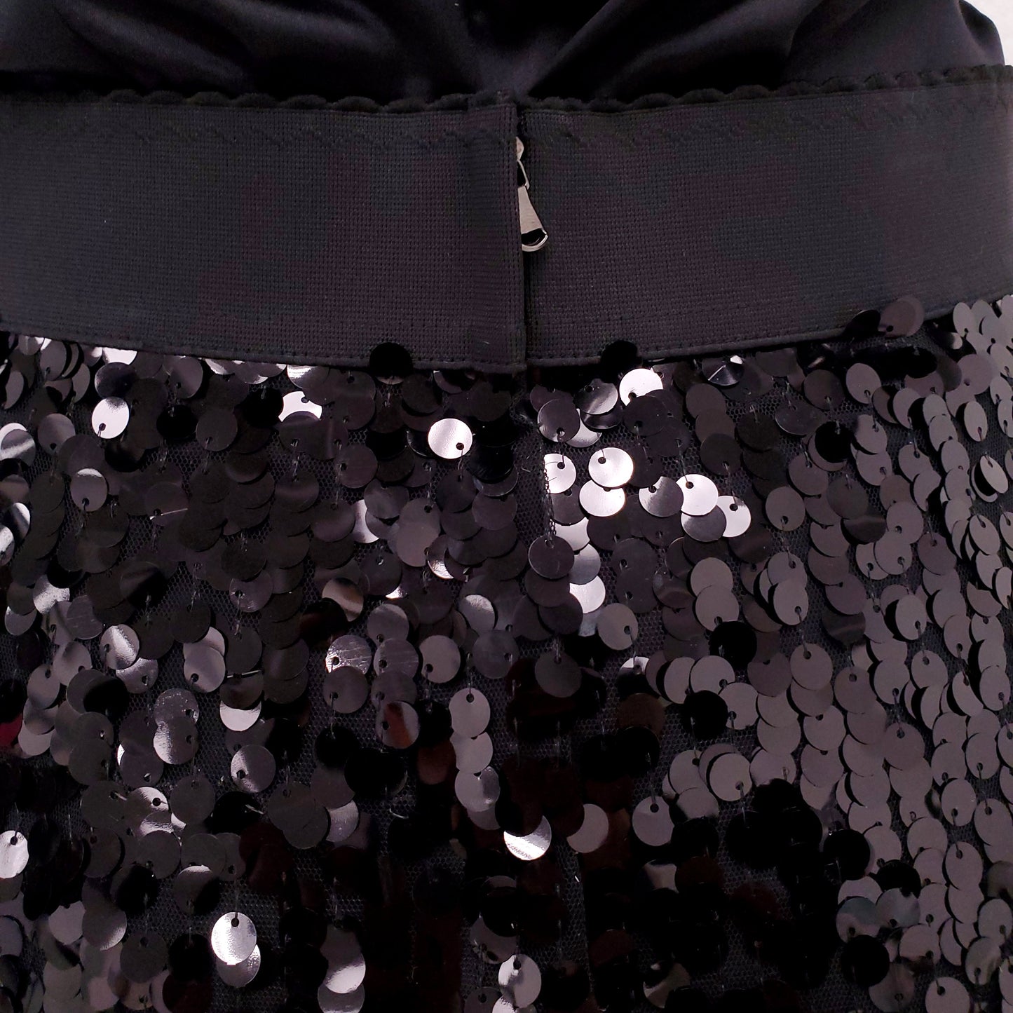 DOLCE & GABBANA BLACK SEQUIN SKIRT - SIZE 42