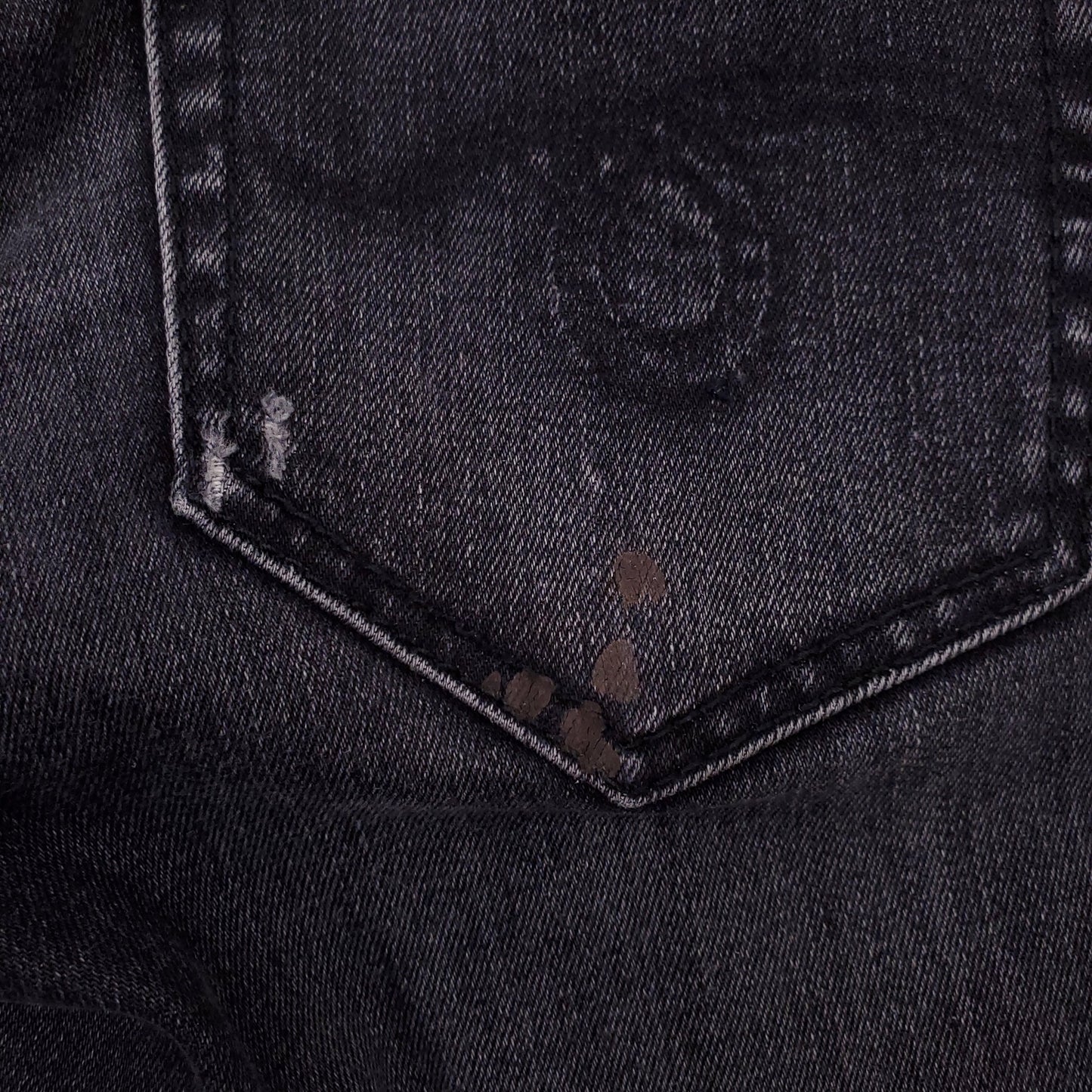 R13 BLACK ‘ALISON CROP’ JEANS IN 'COAL’ - SIZE 25