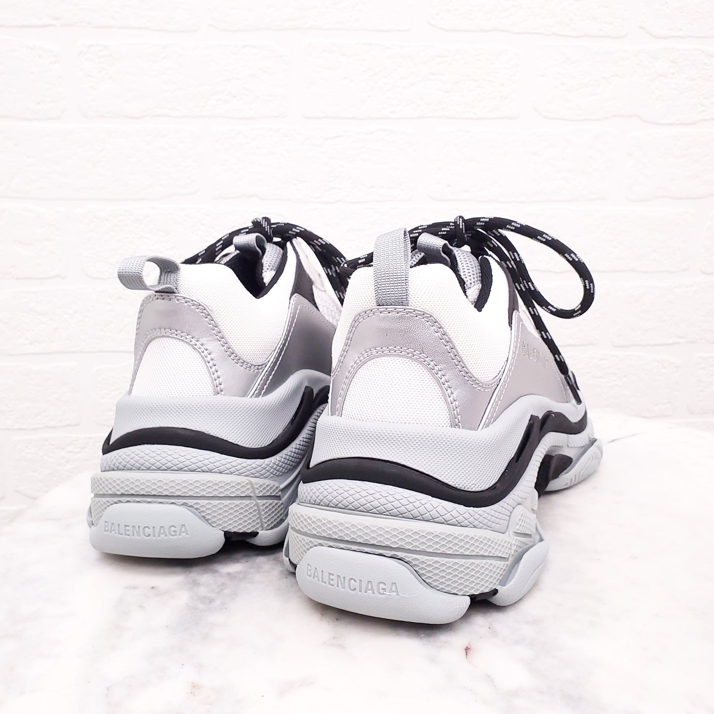BALENCIAGA GREY/BLACK FLUO CLEAR SOLE SNEAKERS - SIZE 40