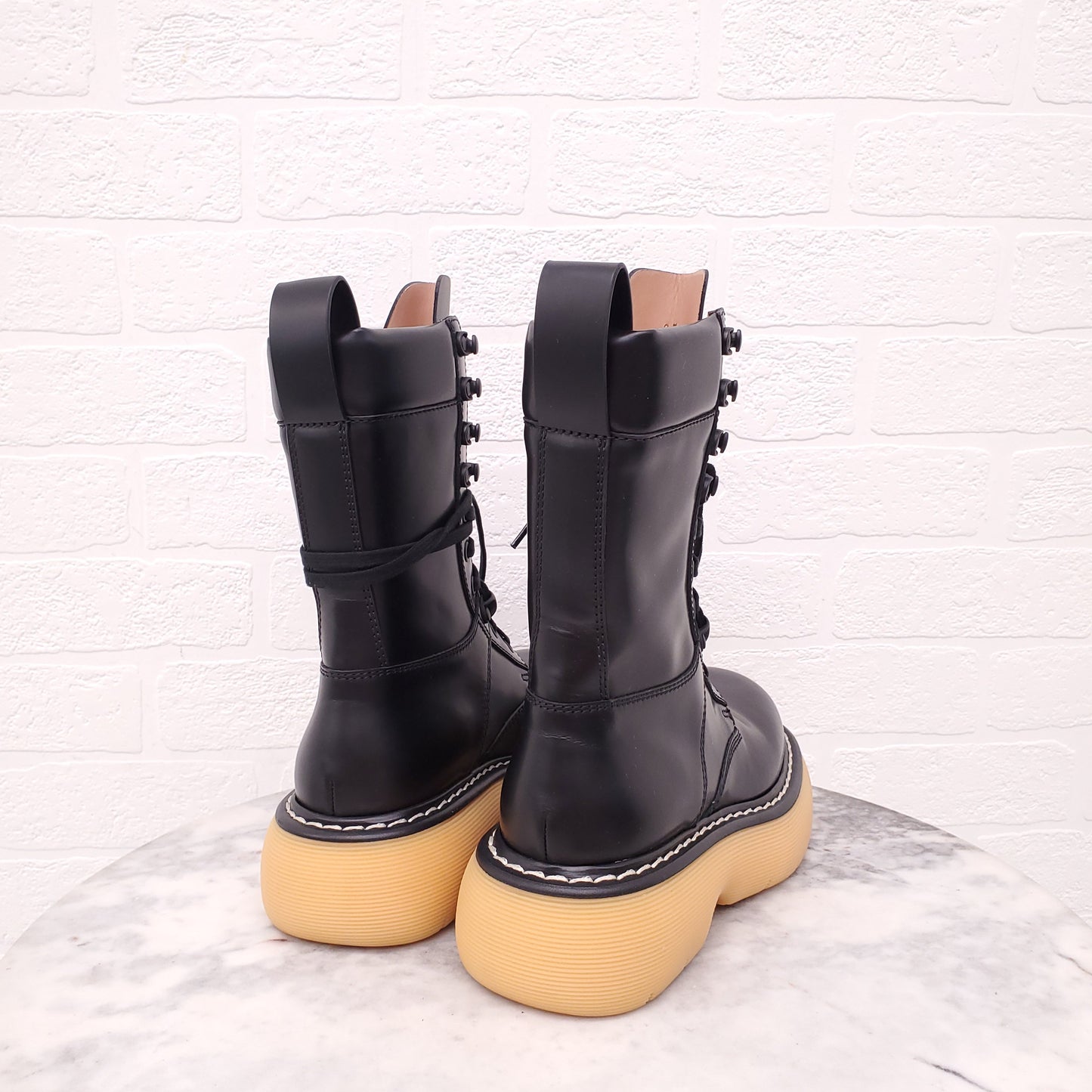 BOTTEGA VENETA THE SWELL LACE UP BOOTS - SIZE 35
