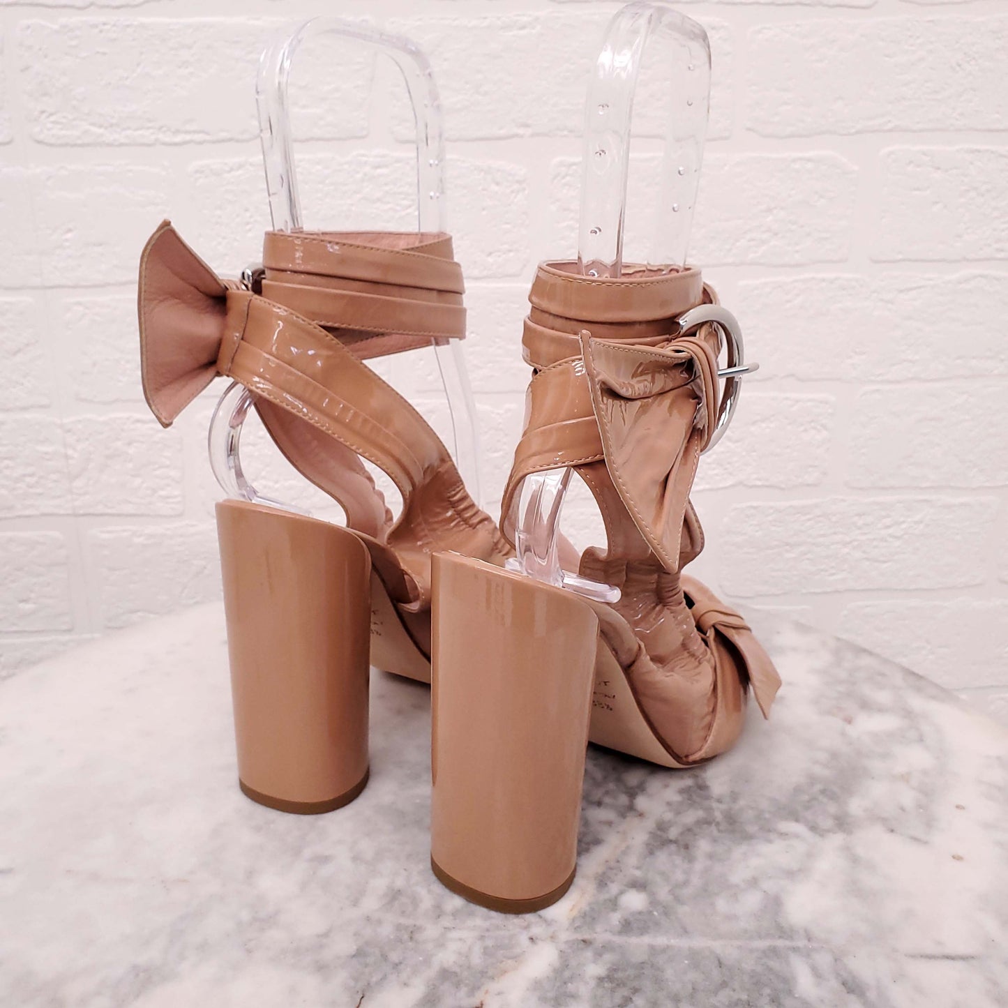 CHRISTIAN DIOR PATENT NUDE HEELS WITH WRAP DETAIL - SIZE 38.5