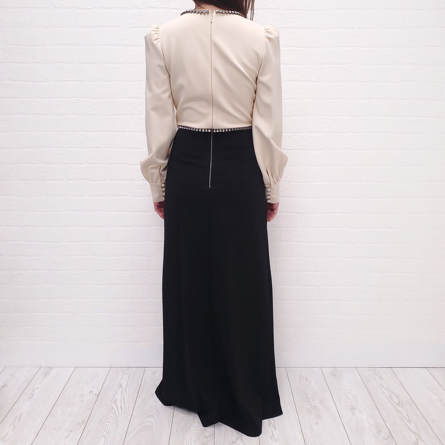 GUCCI CREAM AND BLACK TROMPE L’OEIL BOW GOWN - SIZE S