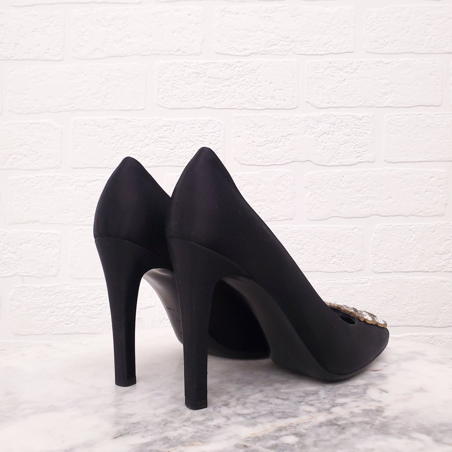 LOUIS VUITTON BLACK SATIN HEELS WITH CRYSTAL BUCKLE - SIZE 40