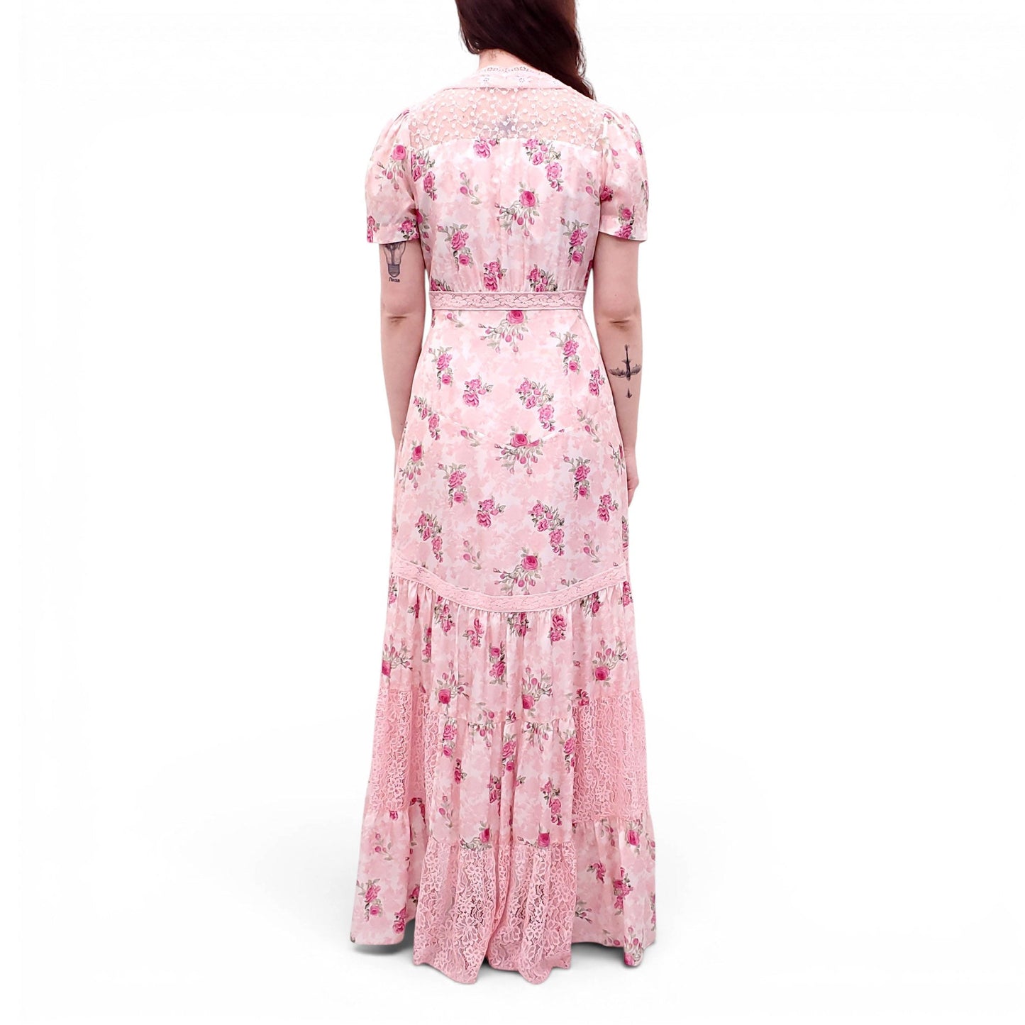 LOVESHACKFANCY PINK TIERED FLORAL DRESS WITH LACE - SIZE 6
