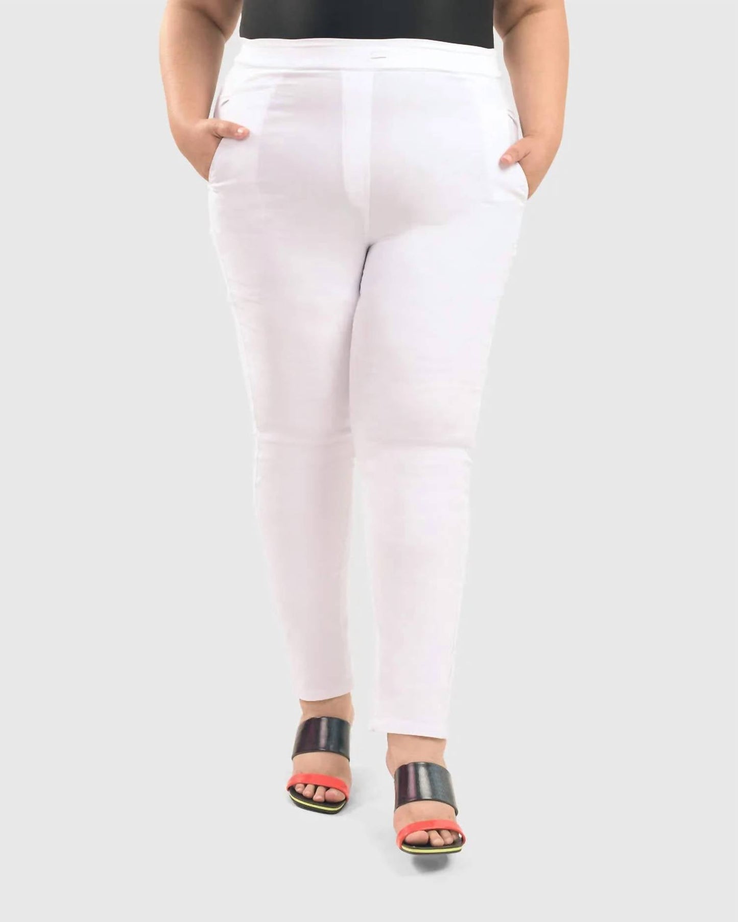 Perfect Skinny Jeans - Plus In White