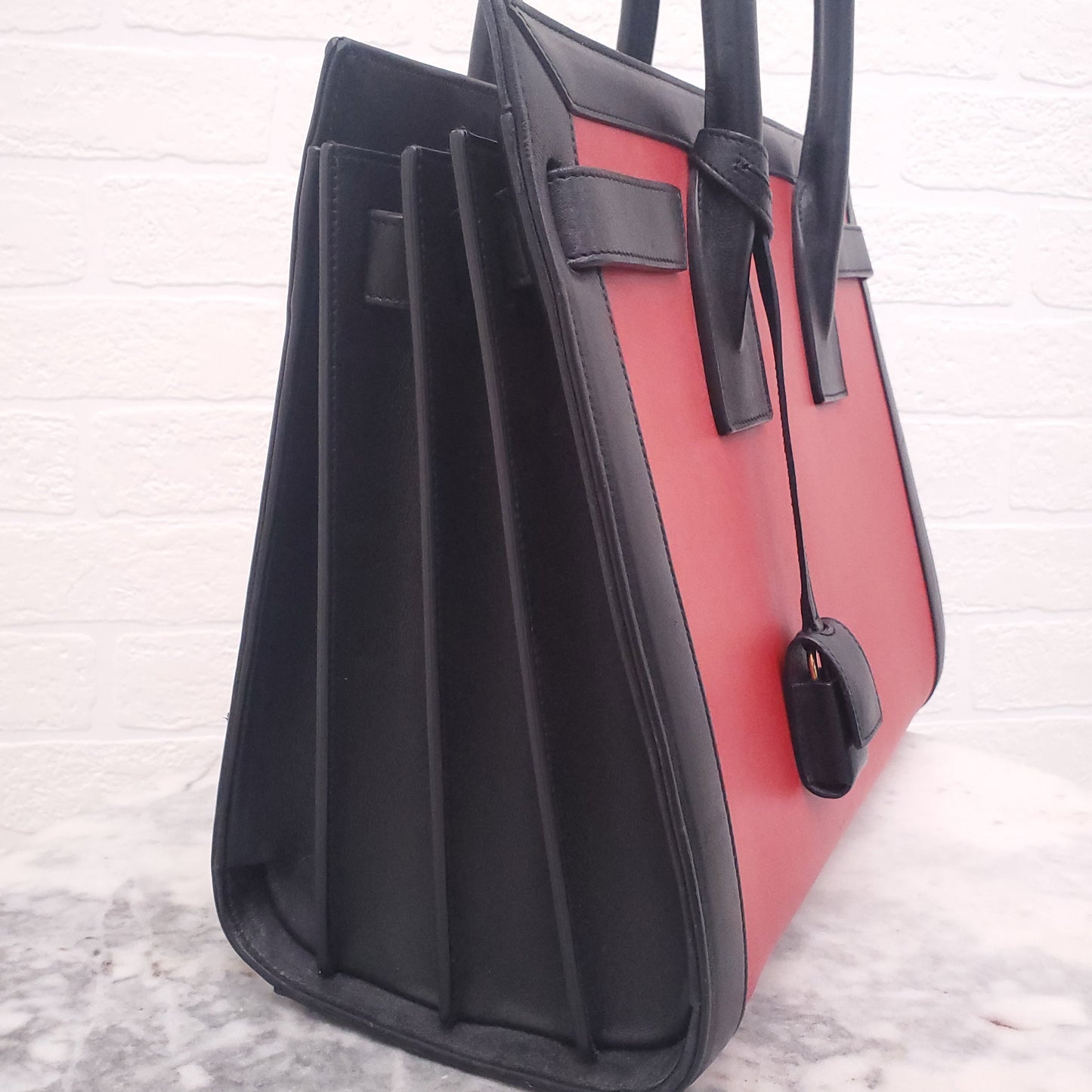 SAINT LAURENT RED AND BLACK SAC DE JOUR