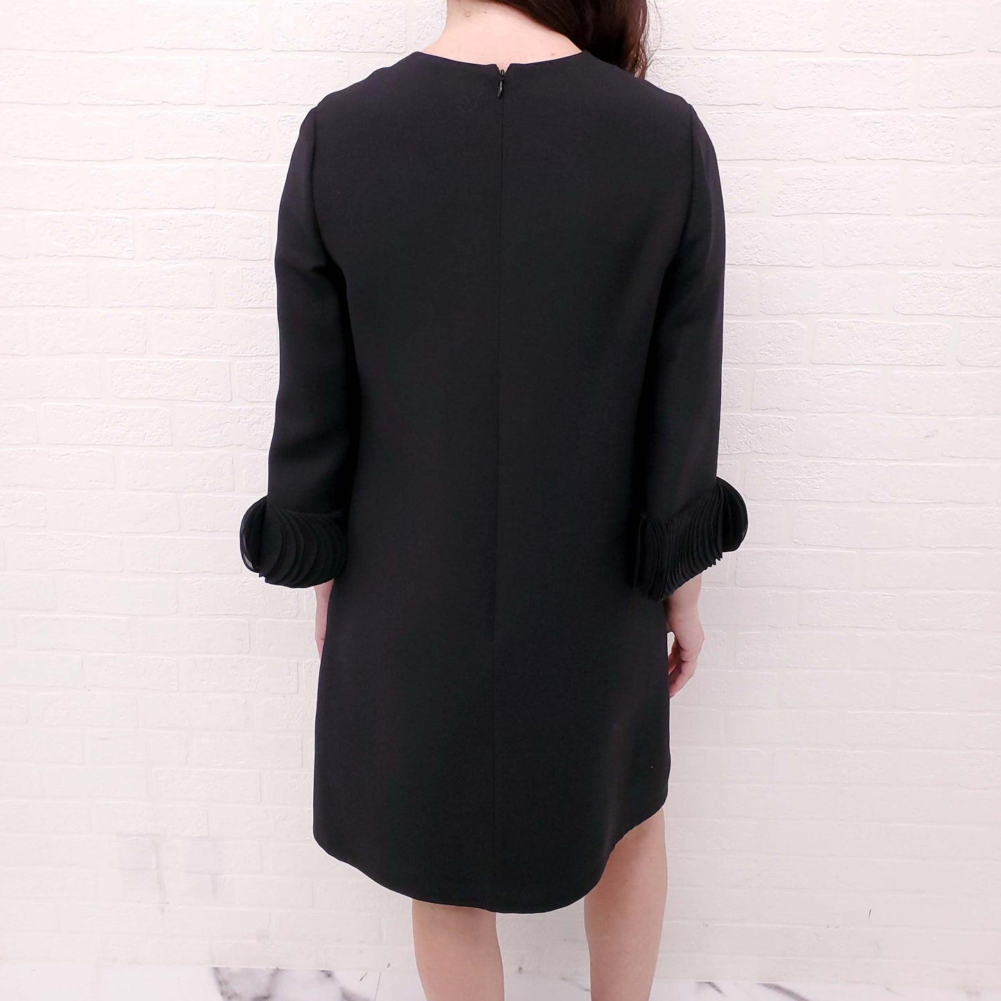 VALENTINO BLACK DRESS WITH ROSETTE DETAILED SLEEVE - SIZE 8