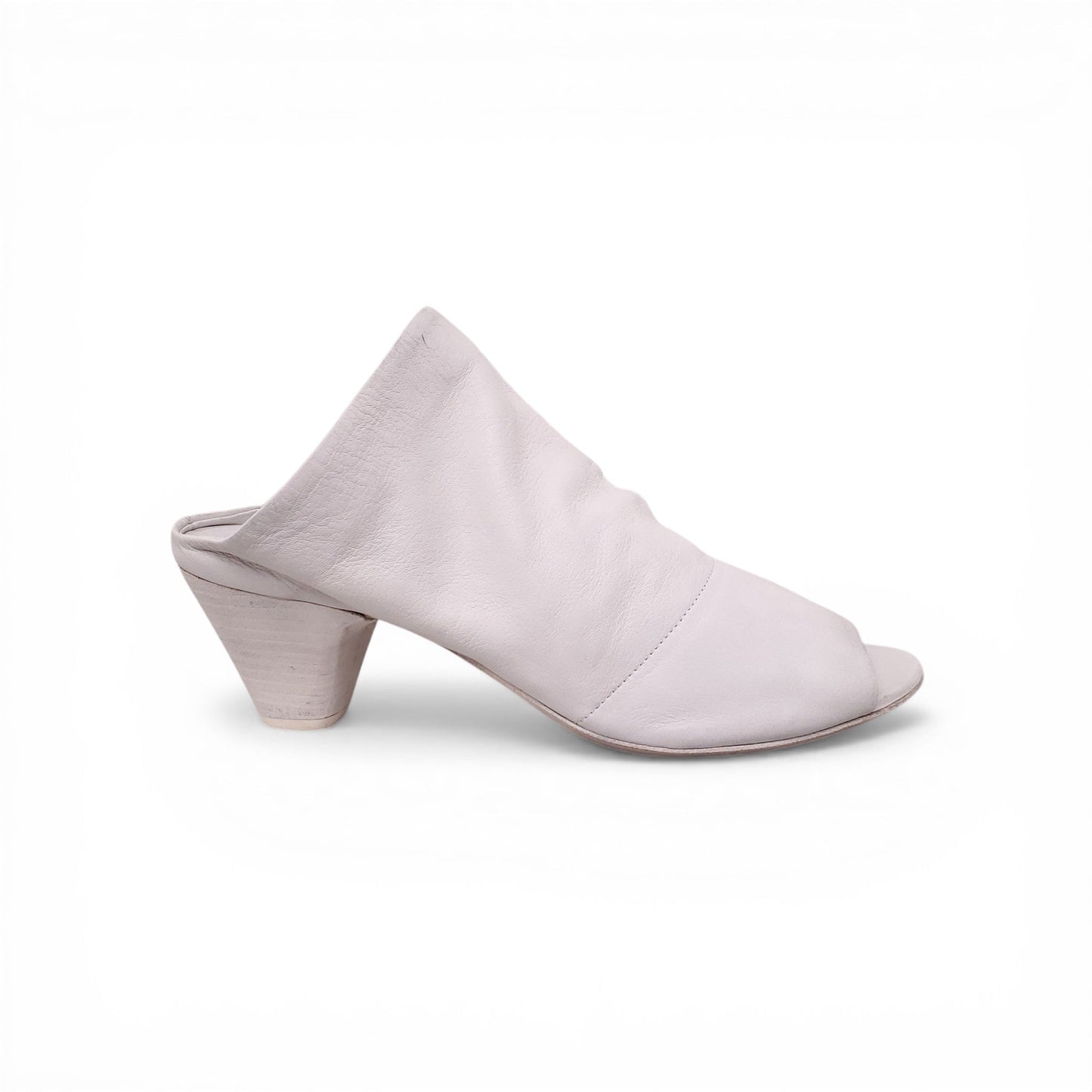 MARSÈLL WHITE LEATHER KITTEN HEELS - SIZE 38.5