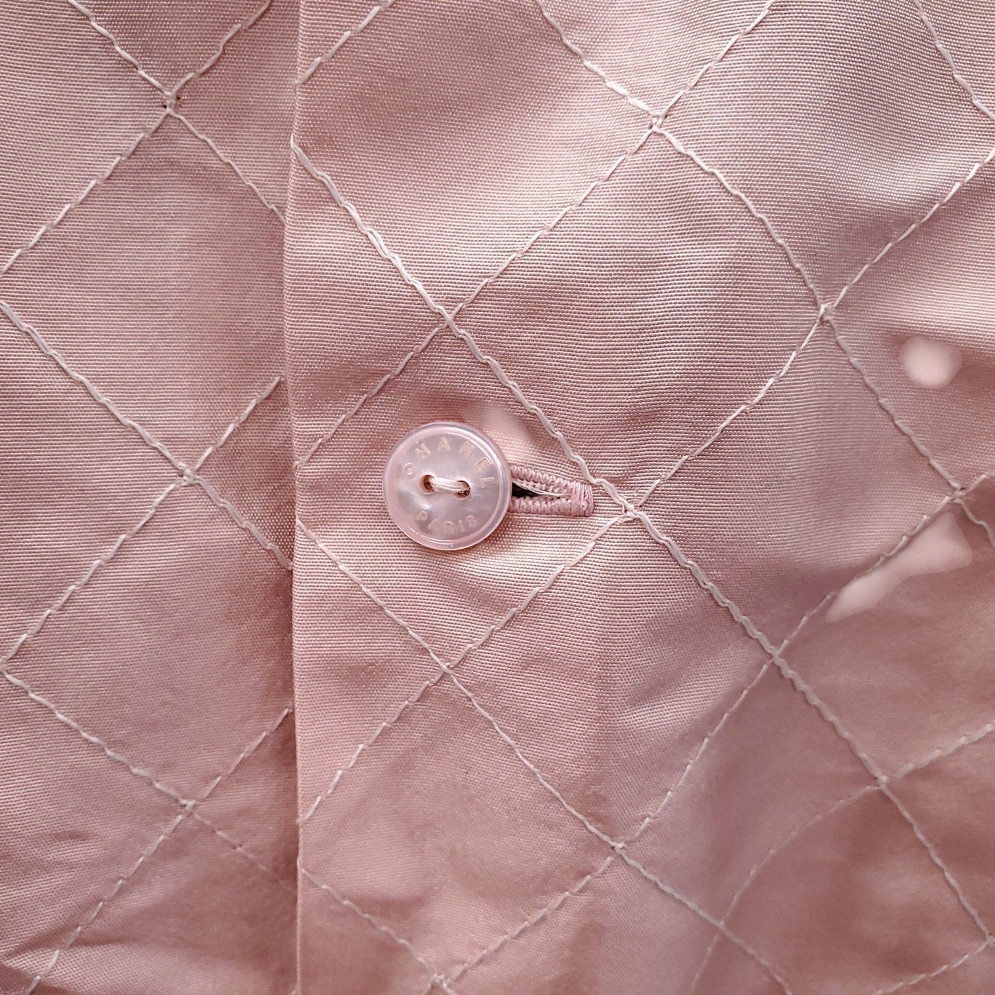 CHANEL S/S 2004 LIGHT PINK TWEED THREE-PIECE SUIT WITH BELT - SIZE 40