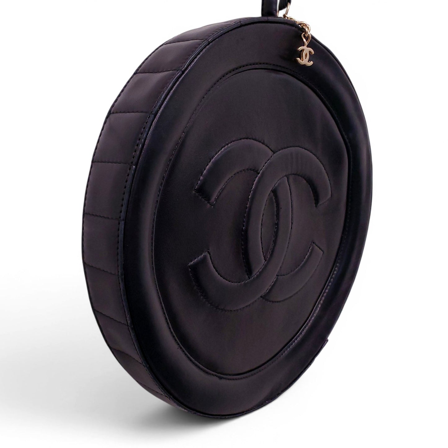 CHANEL VINTAGE BLACK ROUND CC WRISTLET