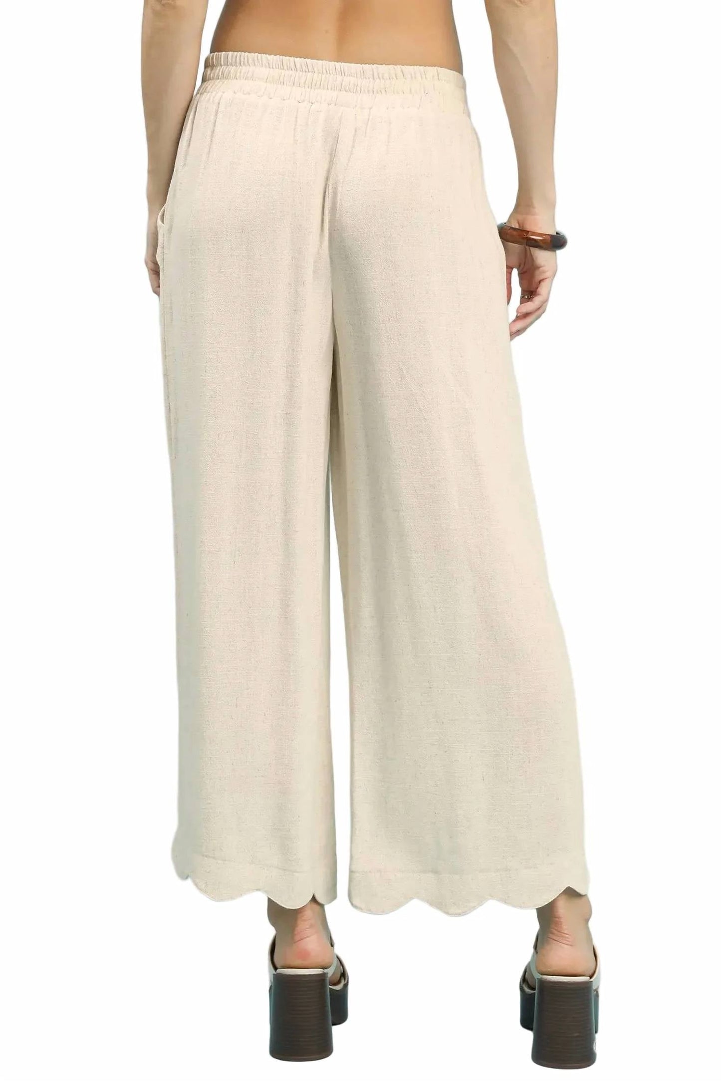 Scalloped Bottoms In Oatmeal