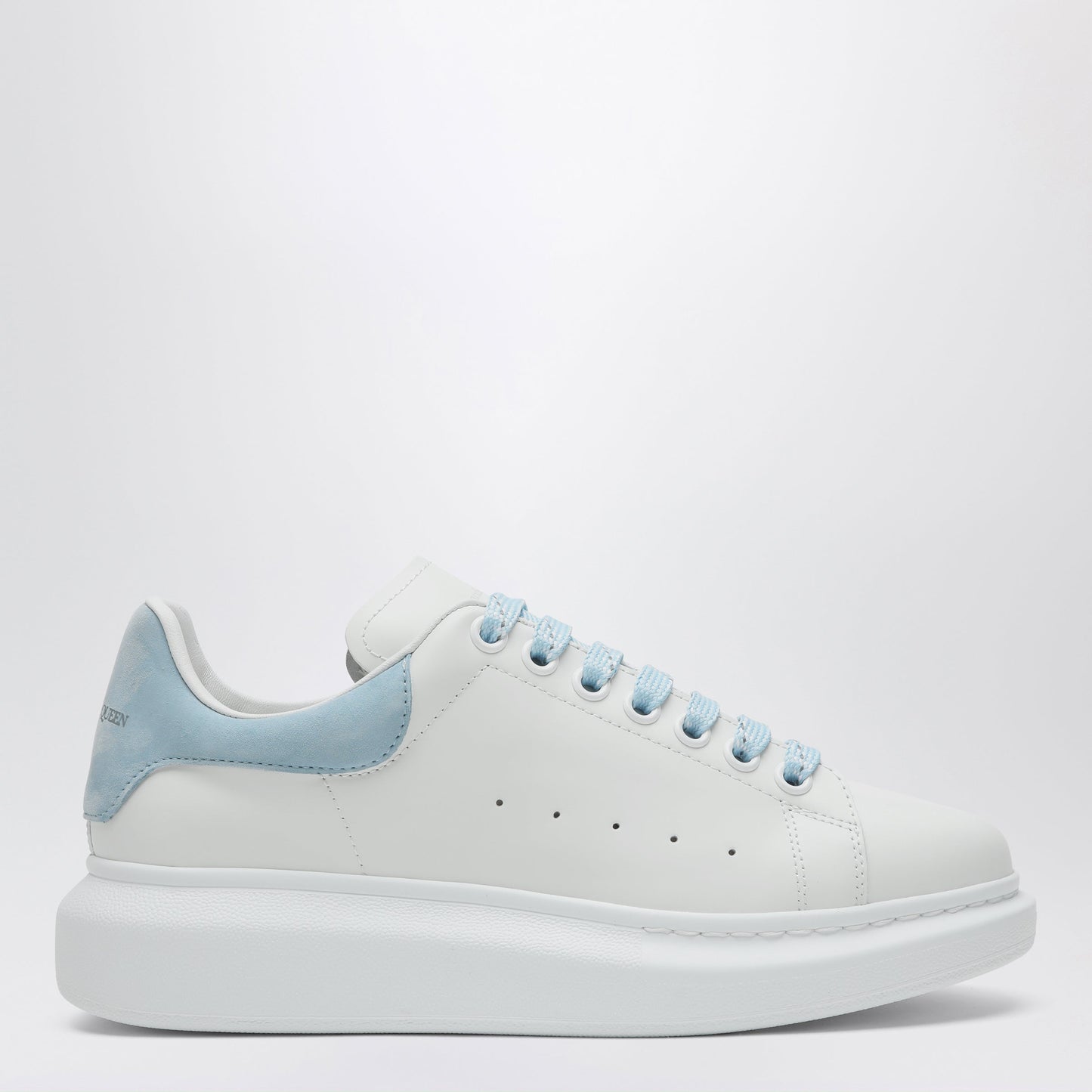 Alexander Mcqueen Oversize Sneakers In White/Powder Blue Women