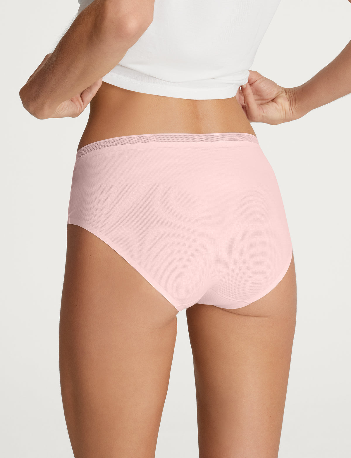 Women's Air Brief