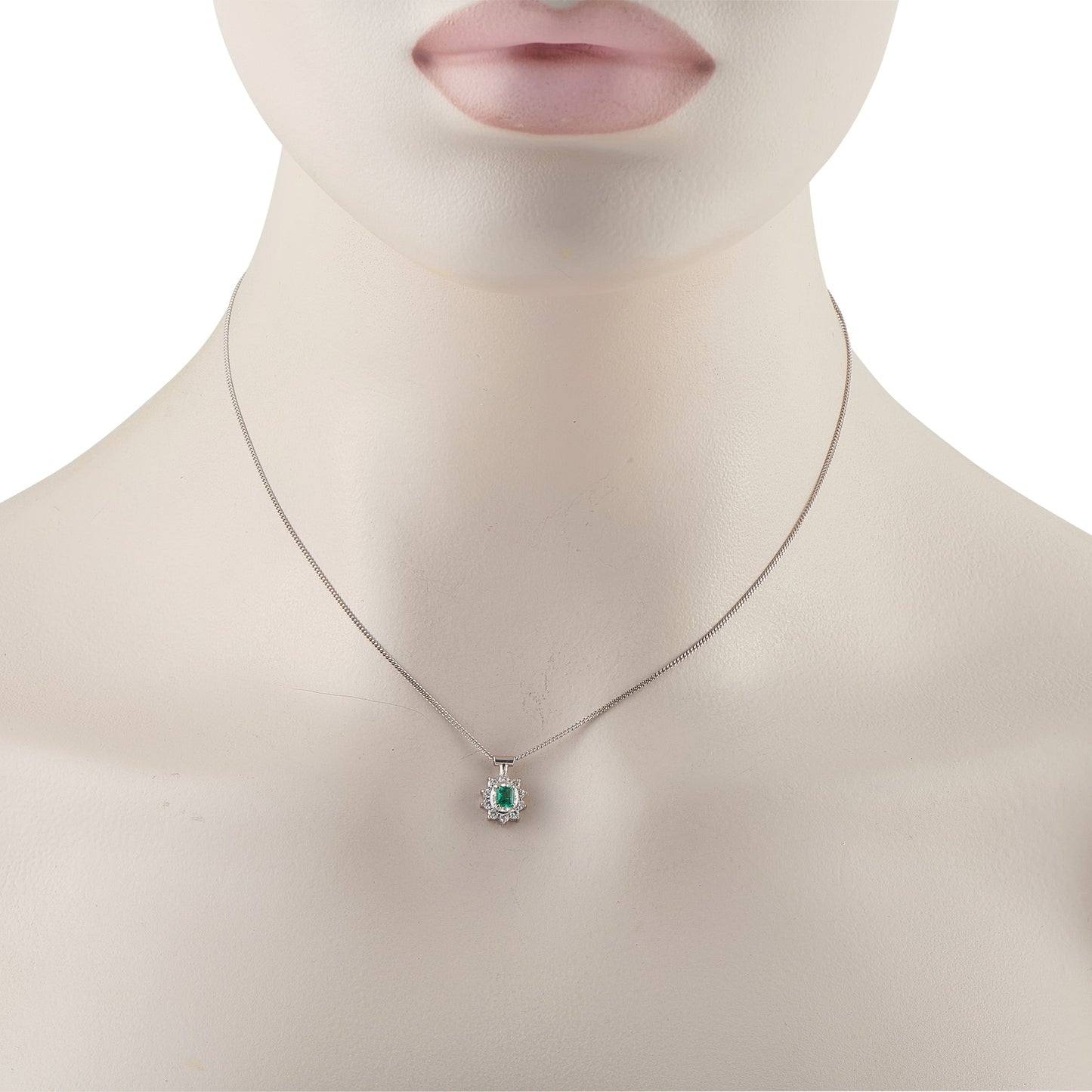LB Exclusive Platinum 0.20ct Diamond and Emerald Pendant Necklace MF26-041326