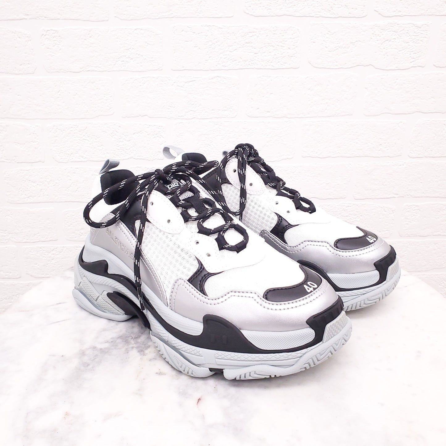 BALENCIAGA GREY/BLACK FLUO CLEAR SOLE SNEAKERS - SIZE 40