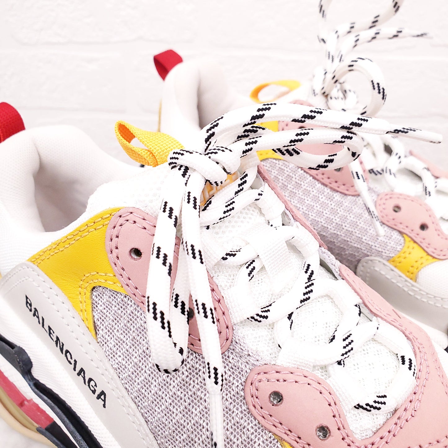 BALENCIAGA MESH/ROSE FLUO CLEAR SOLE SNEAKERS - SIZE 40