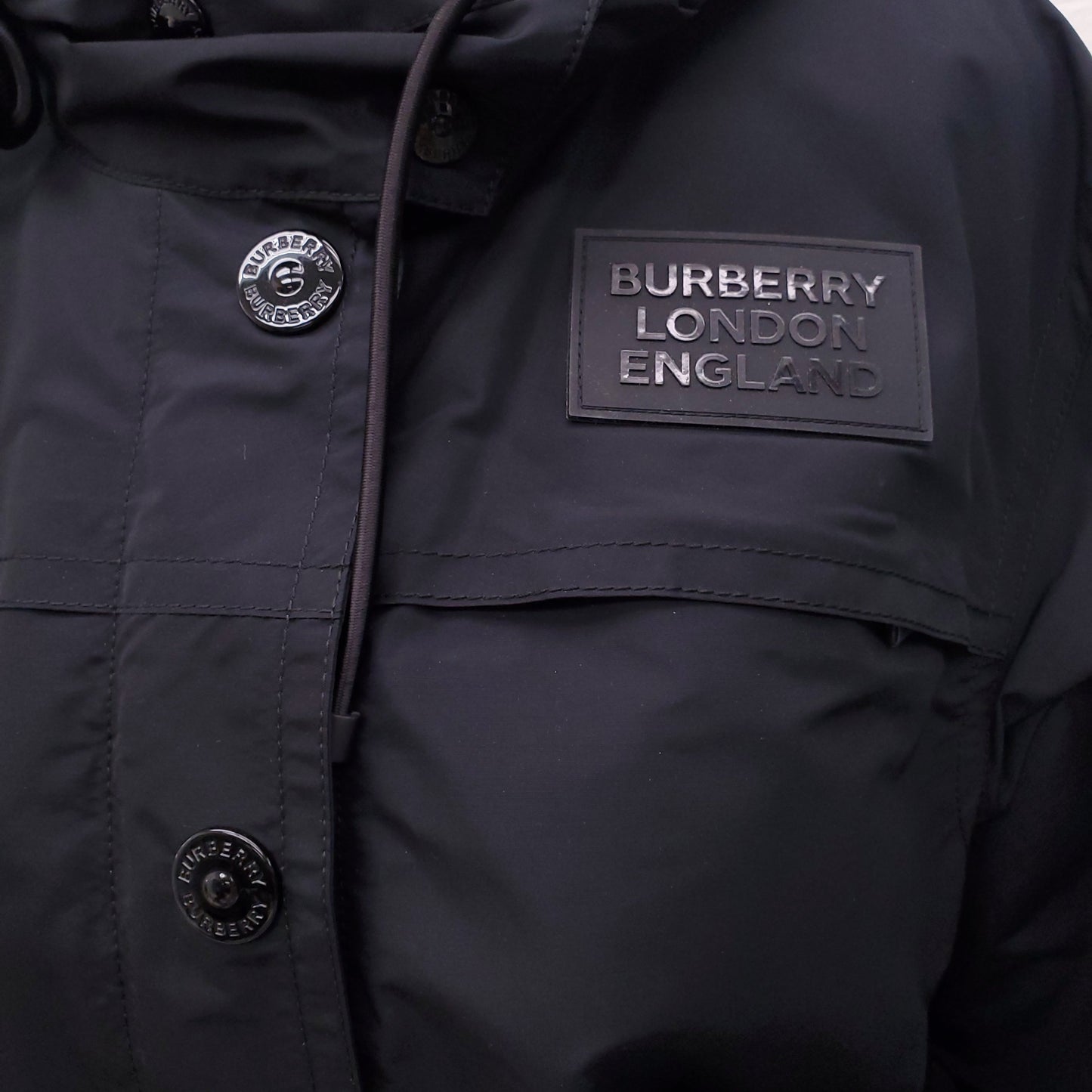 BURBERRY BLACK NYLON COAT WITH BELT - SIZE 0
