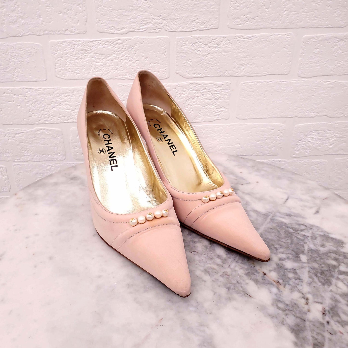 CHANEL BLUSH PINK SUEDE HEELS WITH PEARL LOGO - SIZE 38.5