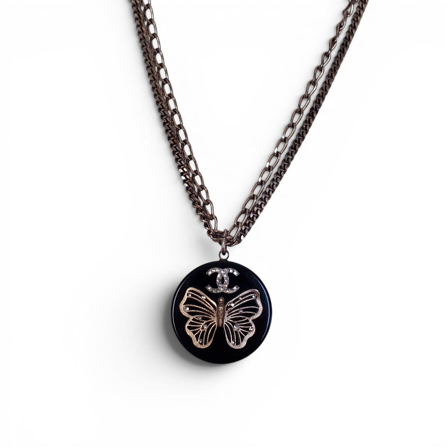 CHANEL GOLD BUTTERFLY AND CRYSTAL LOGO ENAMEL NECKLACE