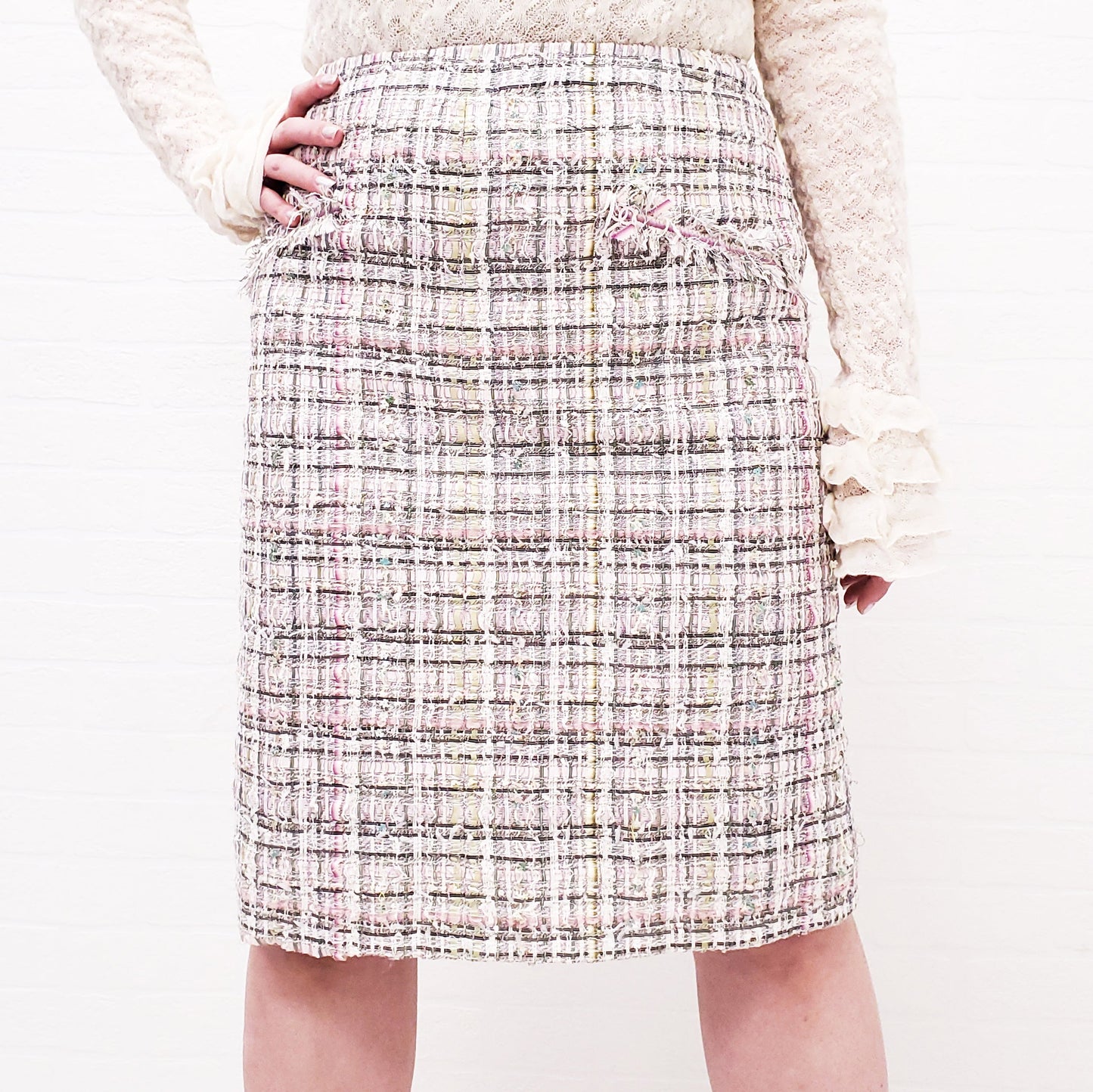 CHANEL PINK TWEED SPARKLE SKIRT - SIZE 38