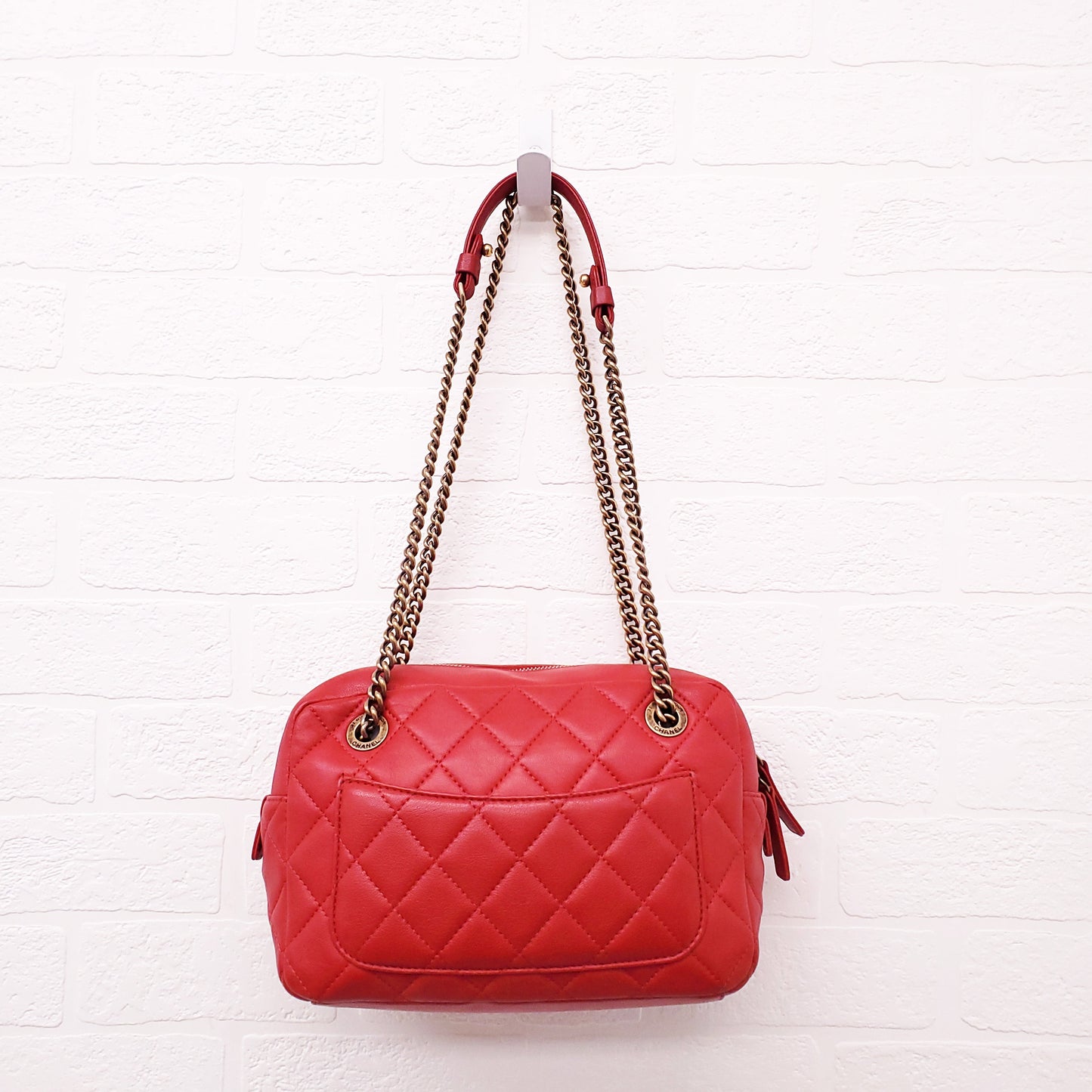 CHANEL RED QUILTED FRONT POCKET CAMERA BAG