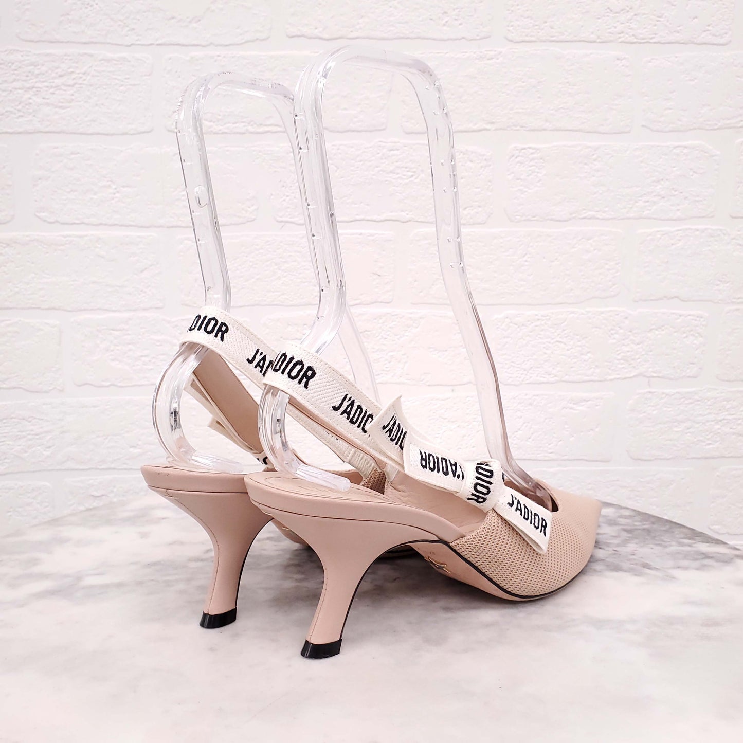 CHRISTIAN DIOR 'J’ADIOR' NUDE SLINGBACK KITTEN HEELS - SIZE 39