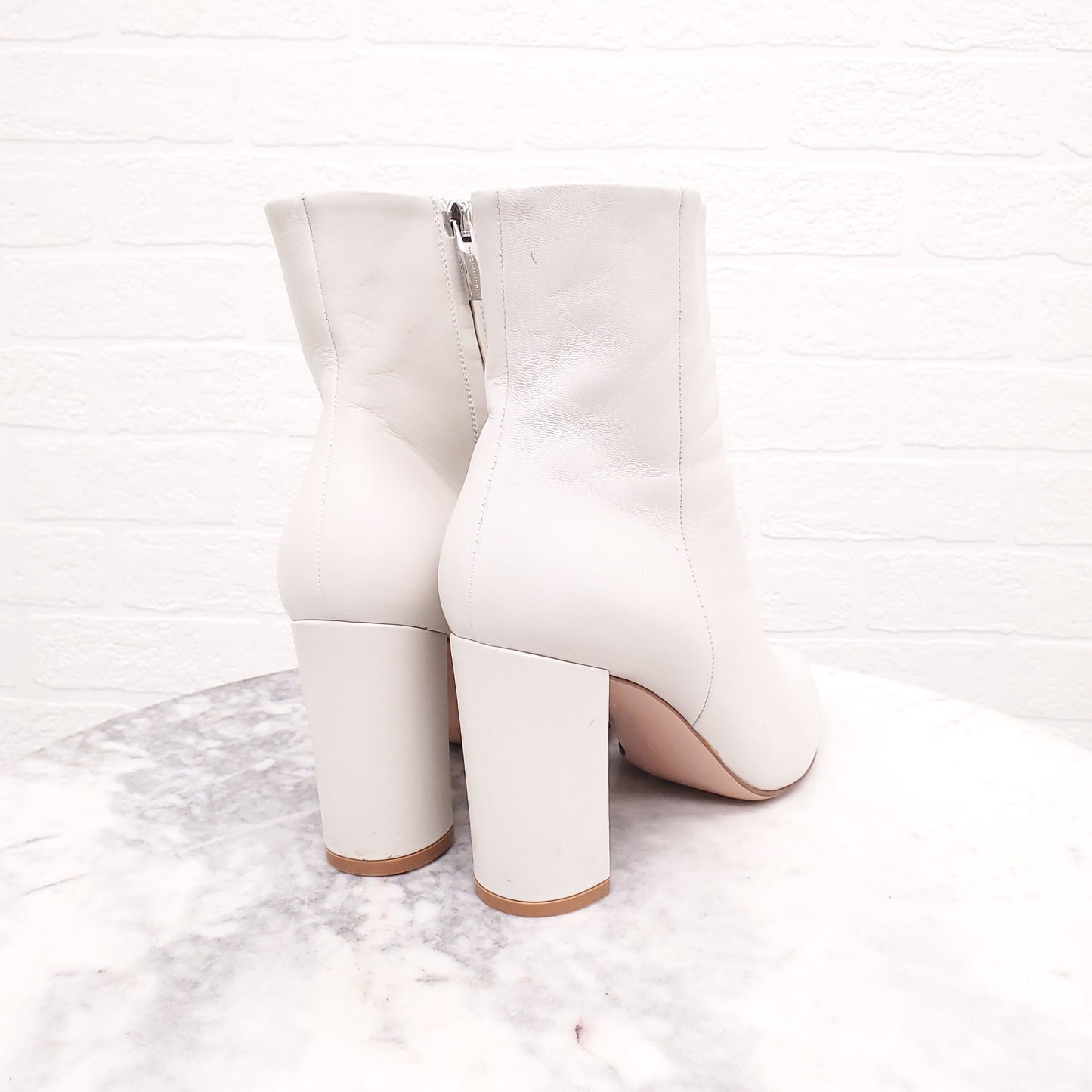 GIANVITO ROSSI CREAM LEATHER BOOTS - SIZE 37.5