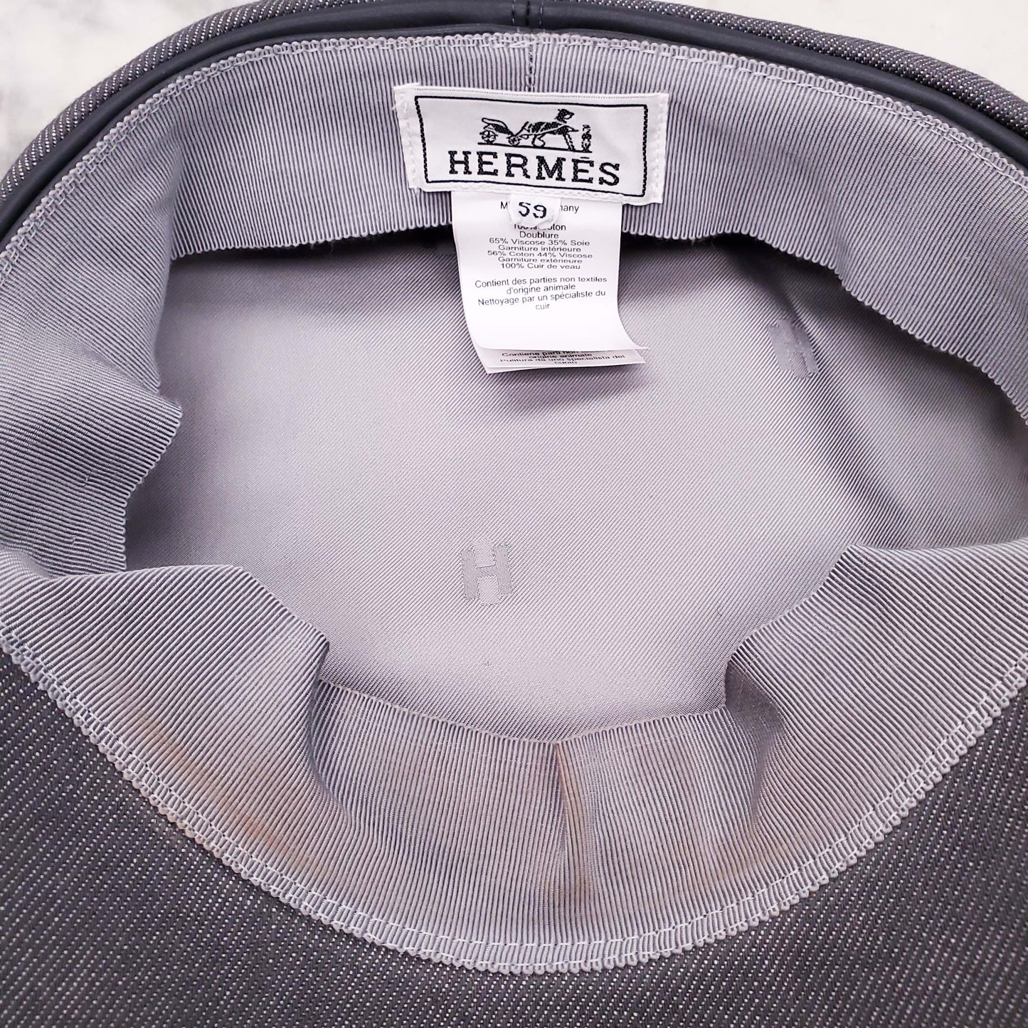 HERMÈS GREY NEWSBOY HAT WITH LEATHER