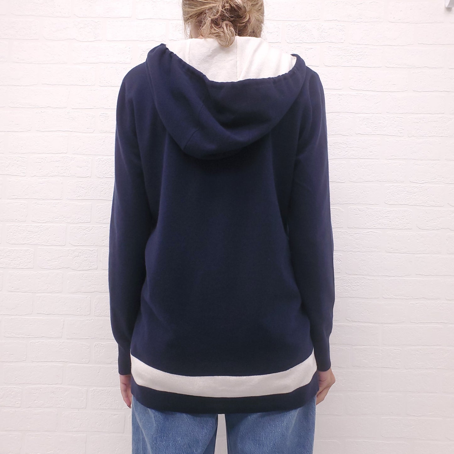 LORO PIANA NAVY CASHMERE SWEATER WITH CREAM STRIPE DETAIL - SIZE M