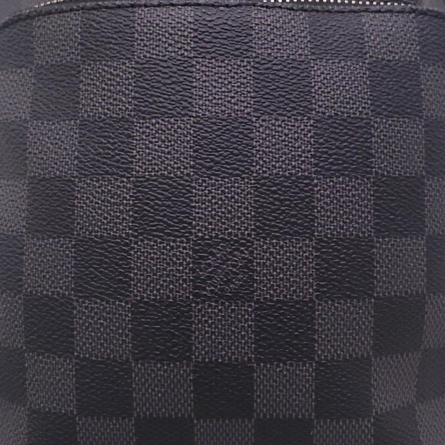 LOUIS VUITTON DAMIER GRAPHITE AVENUE SLING BAG