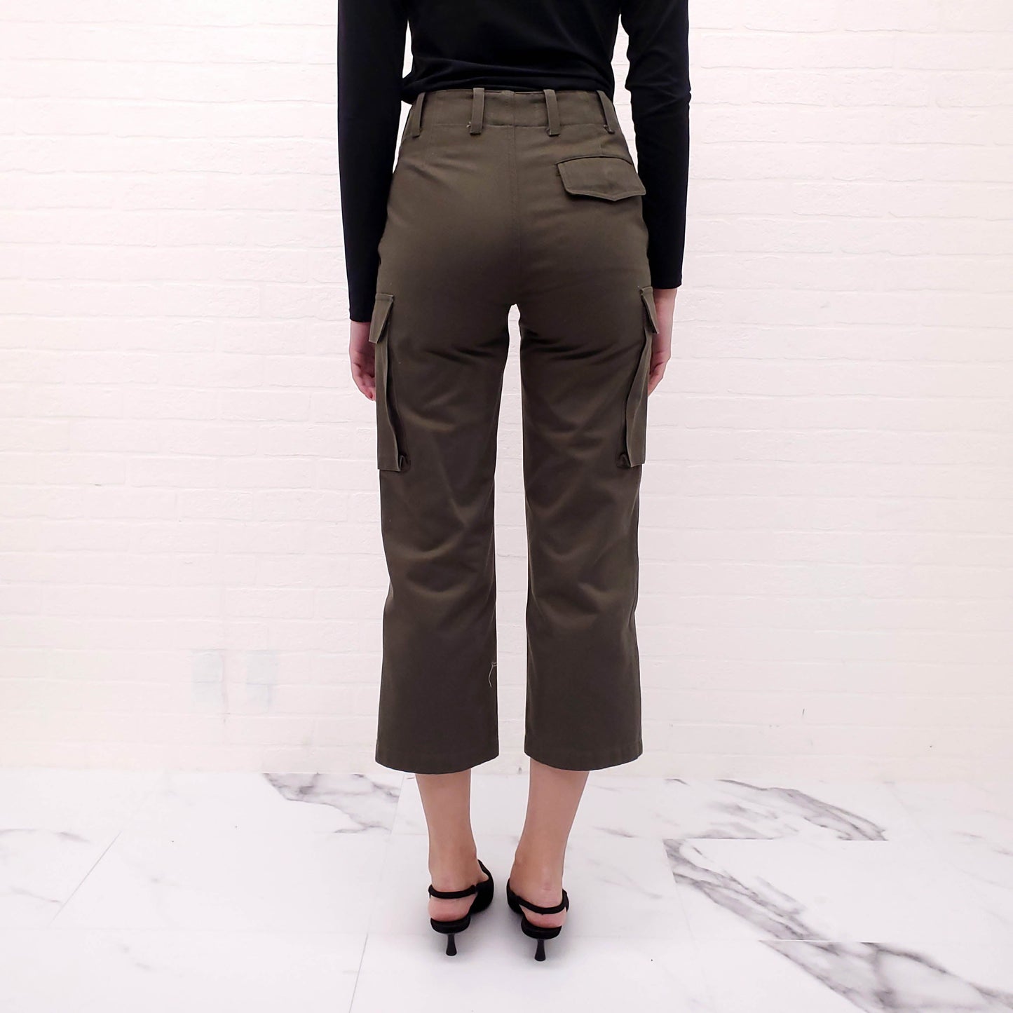 NILI LOTAN GREEN CARGO PANTS - SIZE 00