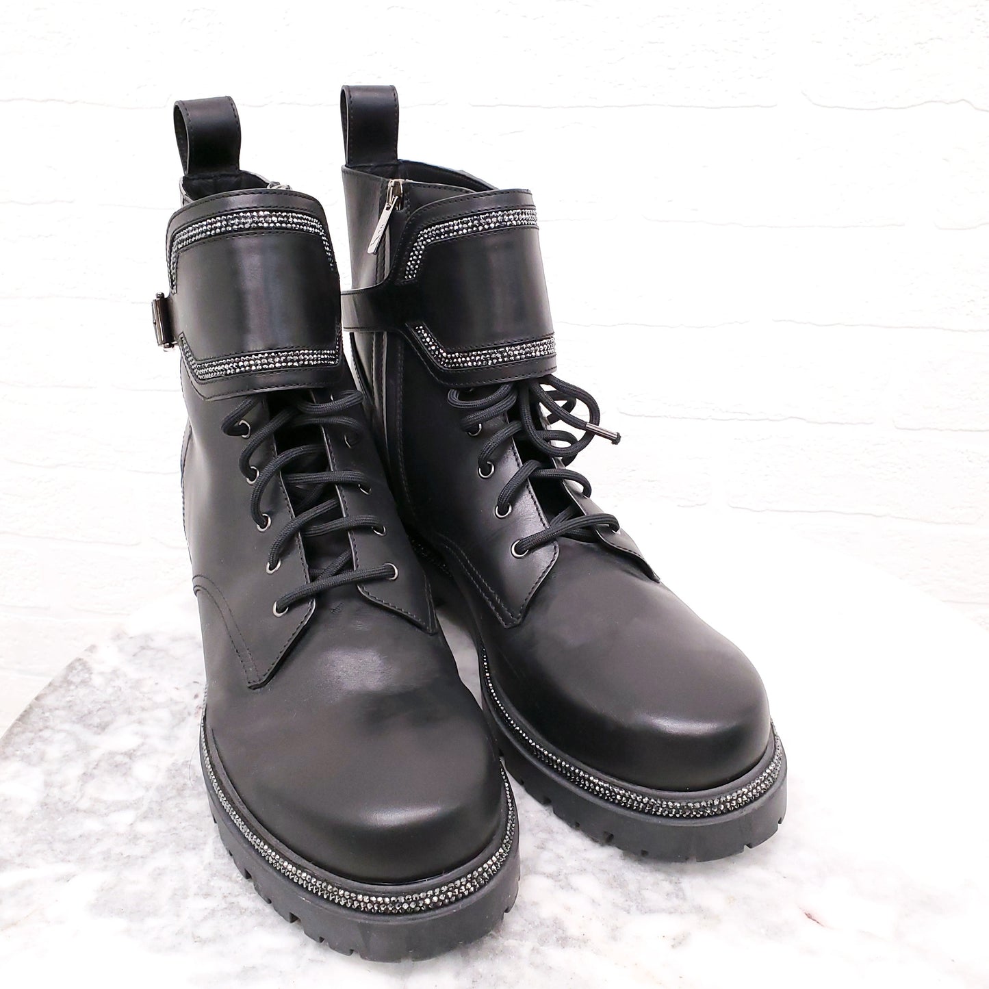 RENE CAOVILLA BLACK LEATHER MOTORCYCLE BOOTS WITH RHINESTONE DETAIL - SIZE 41