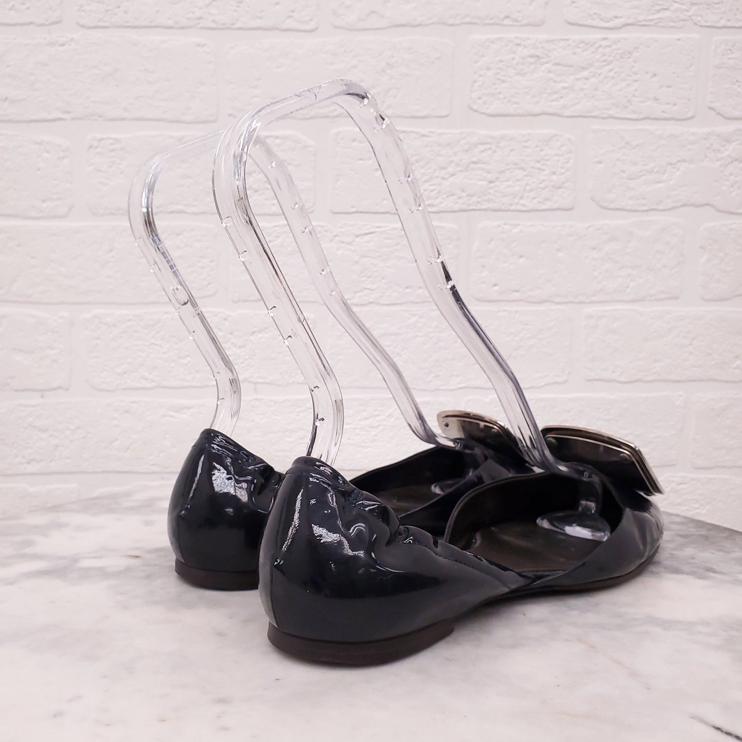 ROGER VIVIER BLACK PATENT LEATHER D’ORSAY FLATS WITH BUCKLE - SIZE 38