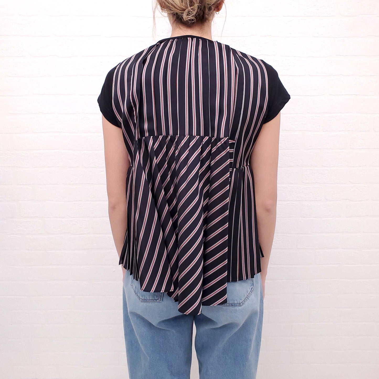 SACAI NAVY T-SHIRT WITH STRIPED BACK - SIZE S