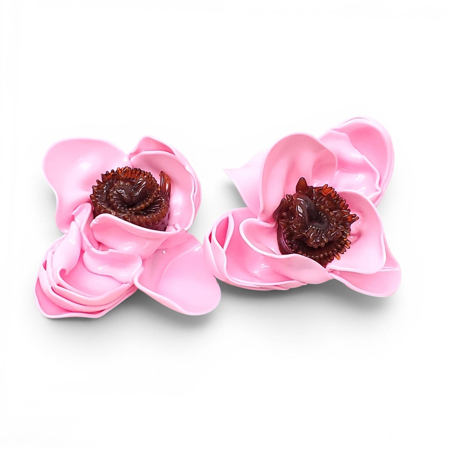 TÉTIER BIJOUX PINK AND BROWN FLORAL PISTOL EARRINGS