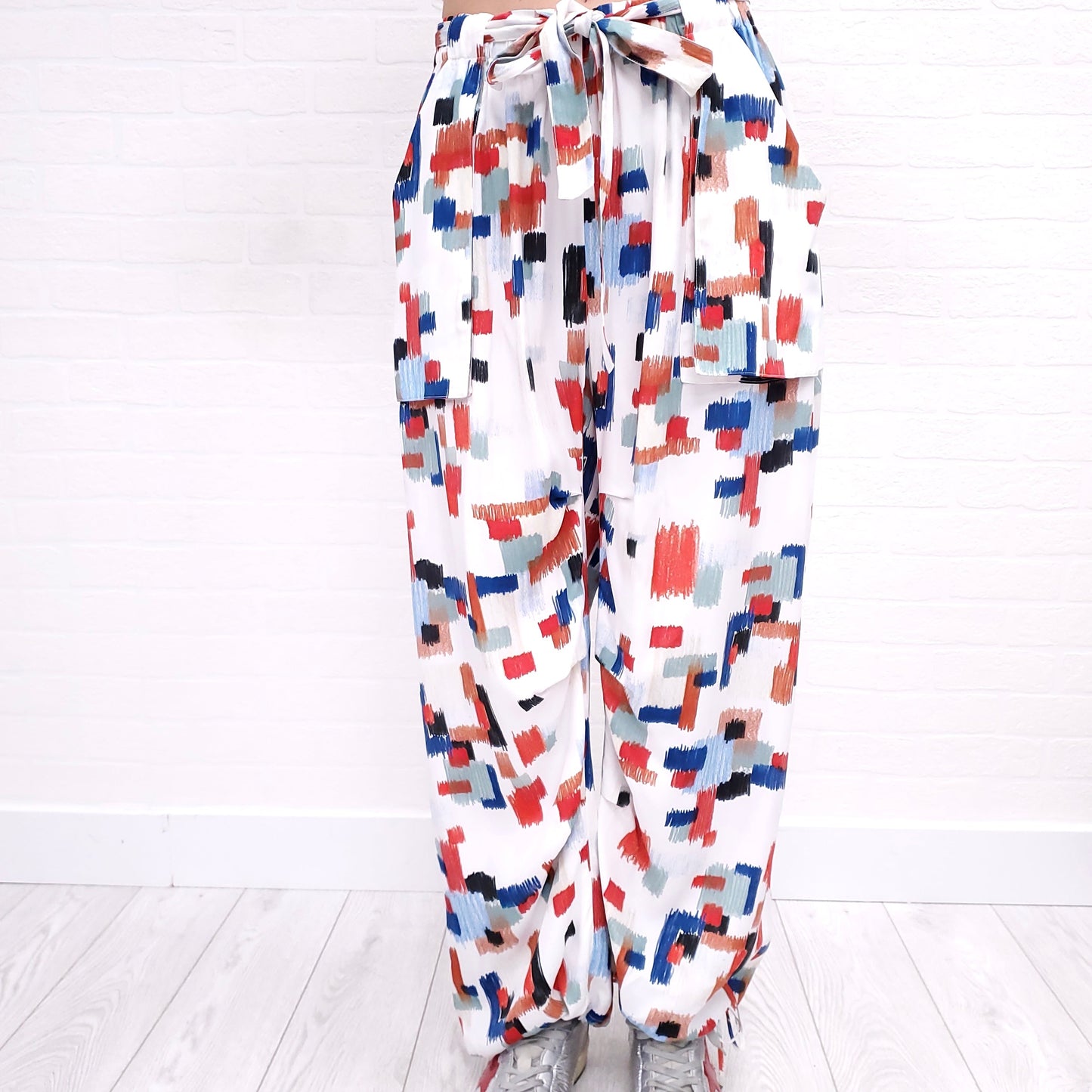 ROSETTA GETTY PRINTED UTILITY PANTS - SIZE 6